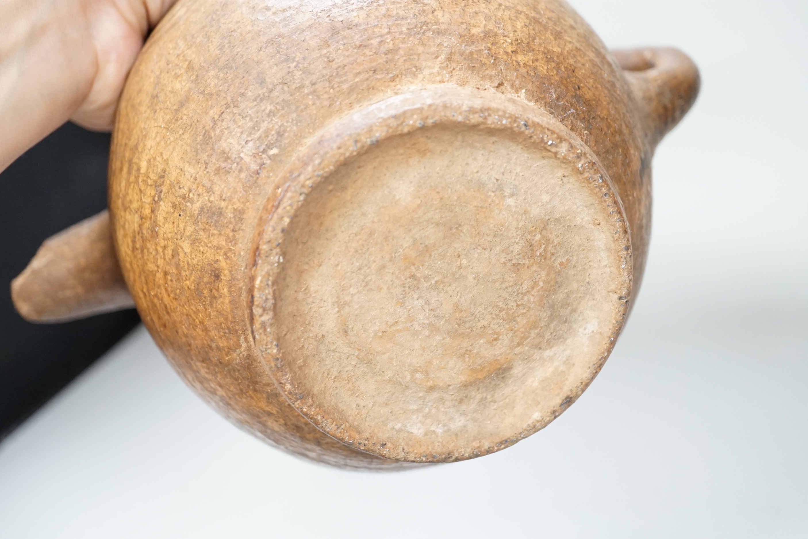 A Chinese blue and white prunus jar and cover, a Japanese Satsuma pottery bowl and a Moroccan terracotta jug, 20cm tall